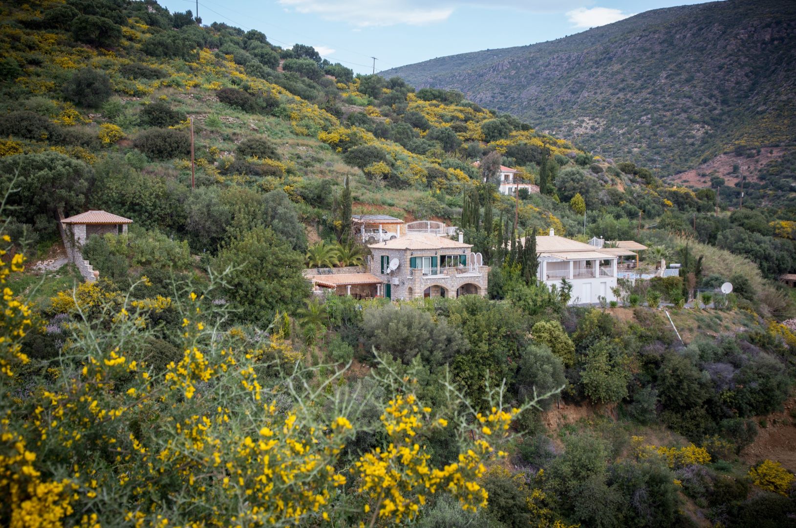 STONE VILLAS WITH MAGNIFICENT VIEW